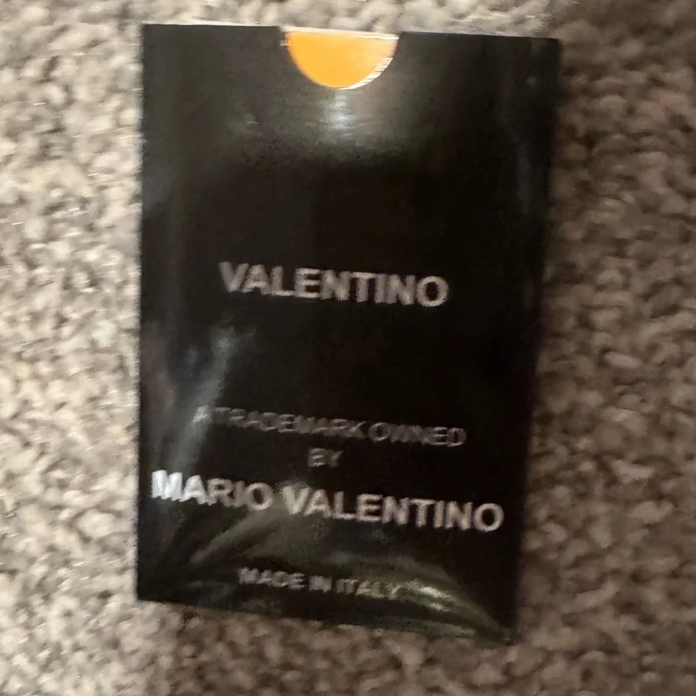 Valentino Black Quilted Shoulder Bag - Picture 3 of 5